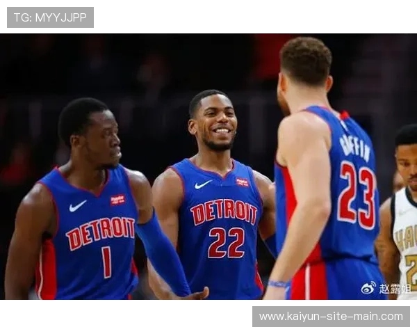 活塞对阵黄蜂节奏相克较量 提速逼抢战术占据上风 活塞对阵黄蜂节奏相克较量 提速逼抢战术占据上风